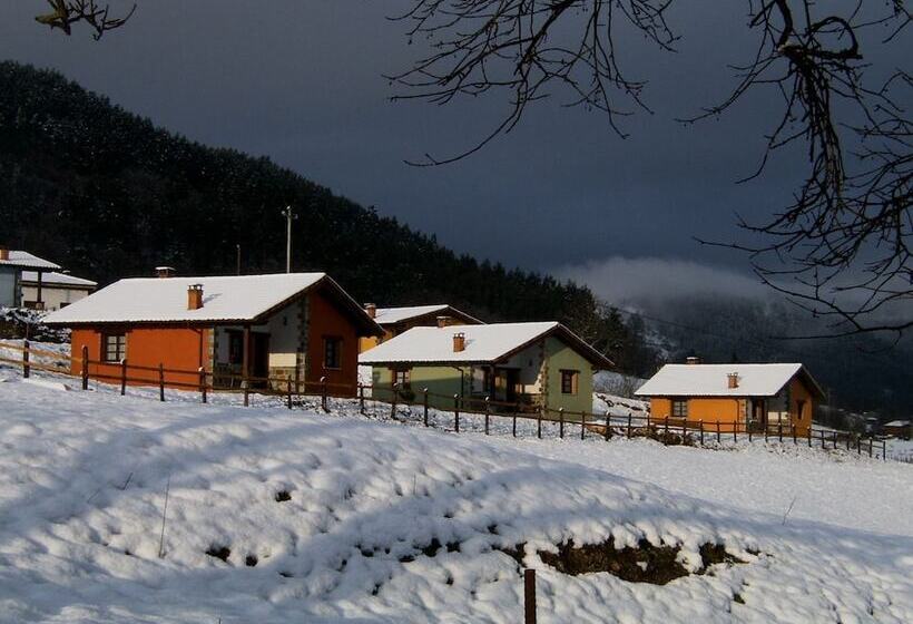 Casa De Aldea El Regueru
