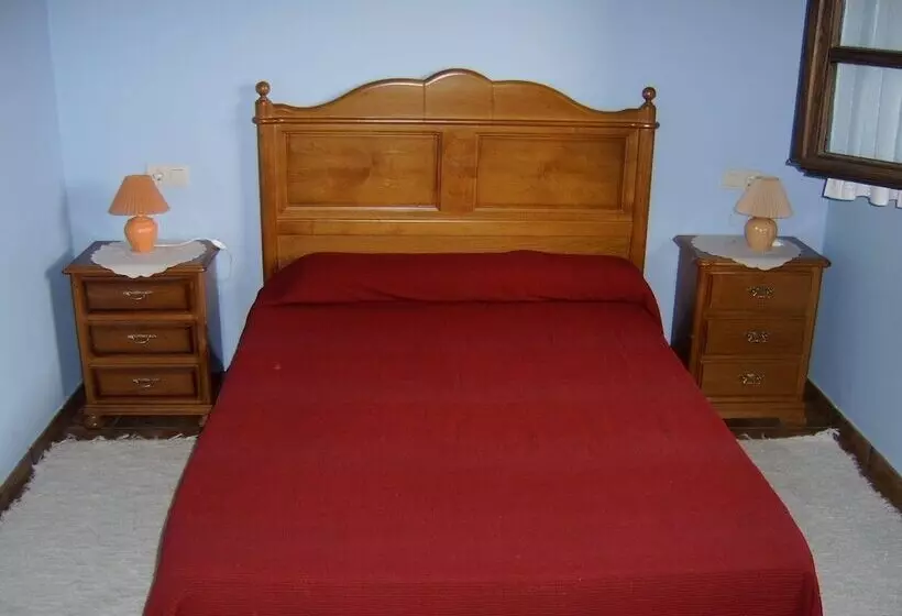 Casa De Aldea El Regueru