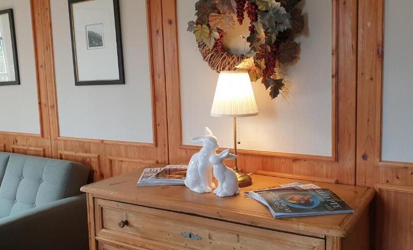 Donauwirt   Hotel Garni