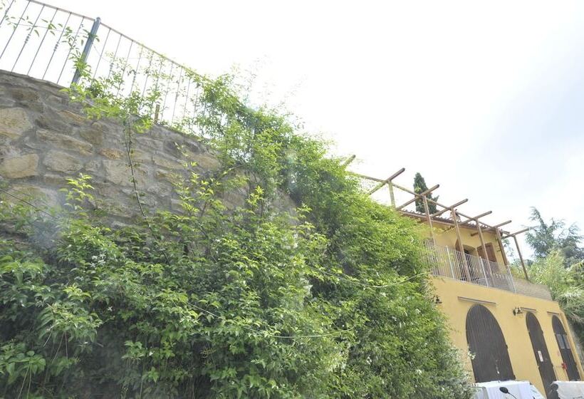 فندق Agriturismo La Grotta