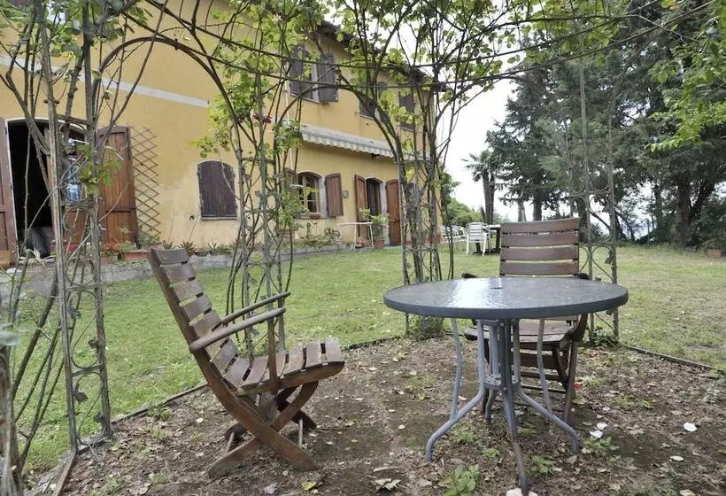 בית מלון כפרי Agriturismo La Grotta