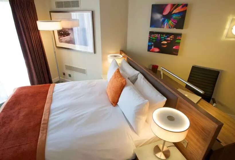 Bermondsey Square Hotel A Bespoke