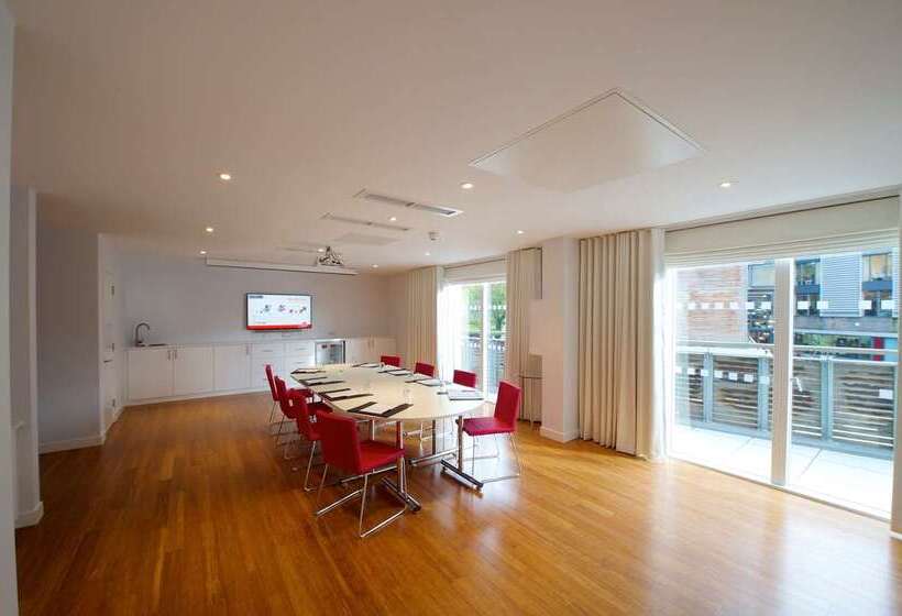 Bermondsey Square Hotel   A Bespoke