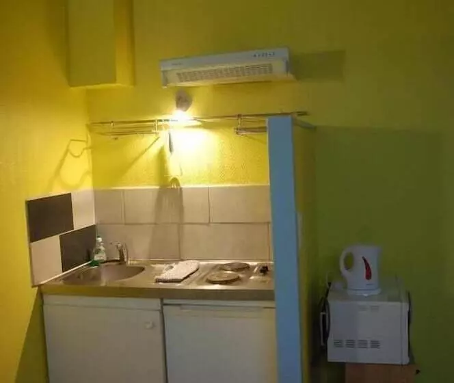 Отель Chateau De Faudade