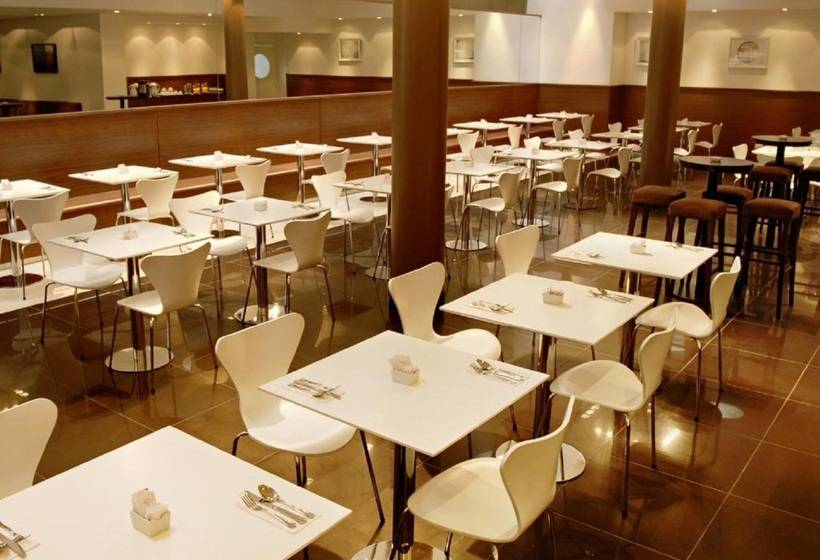 هتل Dazzler By Wyndham Buenos Aires Maipu