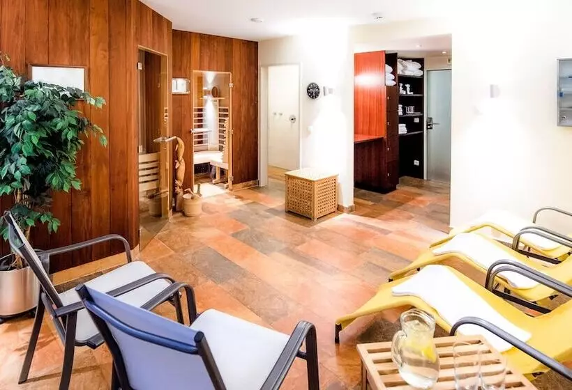 Отель Der Kaiserhof Ried