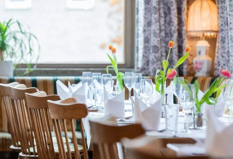 ホテル Gasthof Zum Kirchenwirt