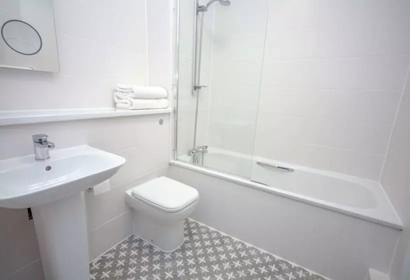 בית מלון כפרי Highfield