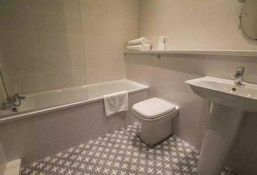 בית מלון כפרי Highfield