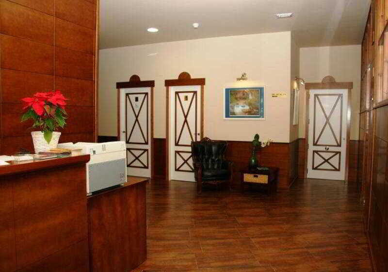 酒店 Hostal Atalaya