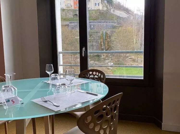 Отель Hôtel Du Musée De L'eau