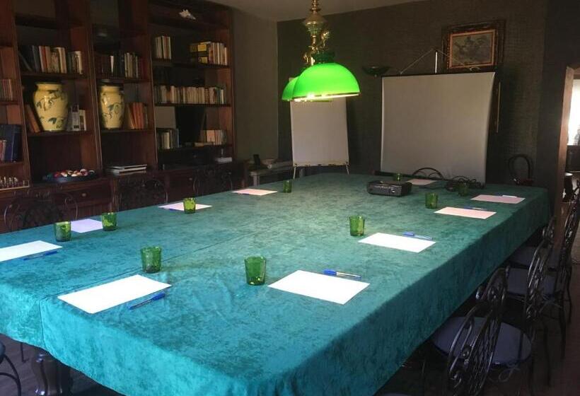 בית מלון כפרי La Roseliere