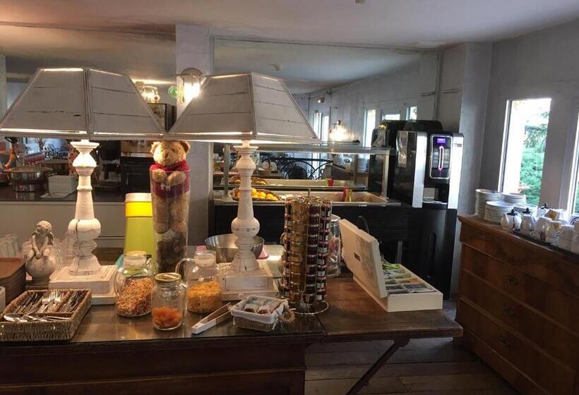 בית מלון כפרי La Roseliere