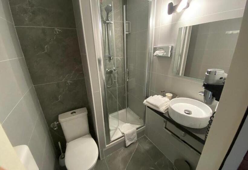 בית מלון כפרי La Roseliere