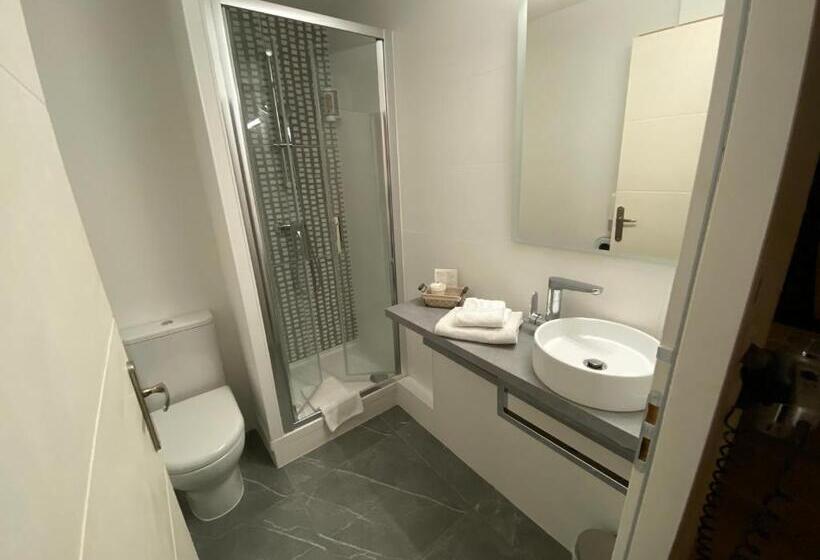 בית מלון כפרי La Roseliere