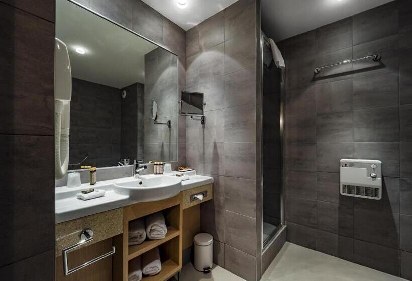 Отель Le Pré Carré