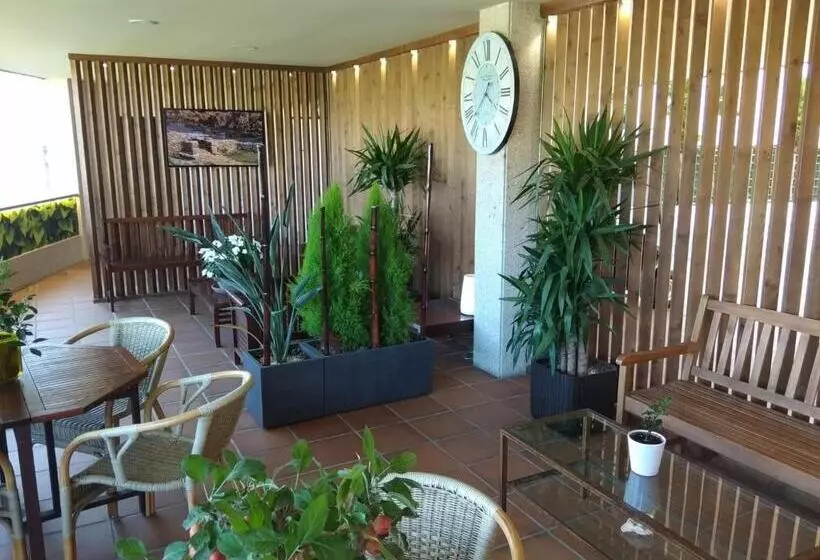 ホテル Parking Miradoiro De Belvís