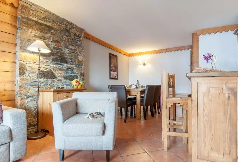 Отель Residence Pierre & Vacances Premium Les Hauts Bois