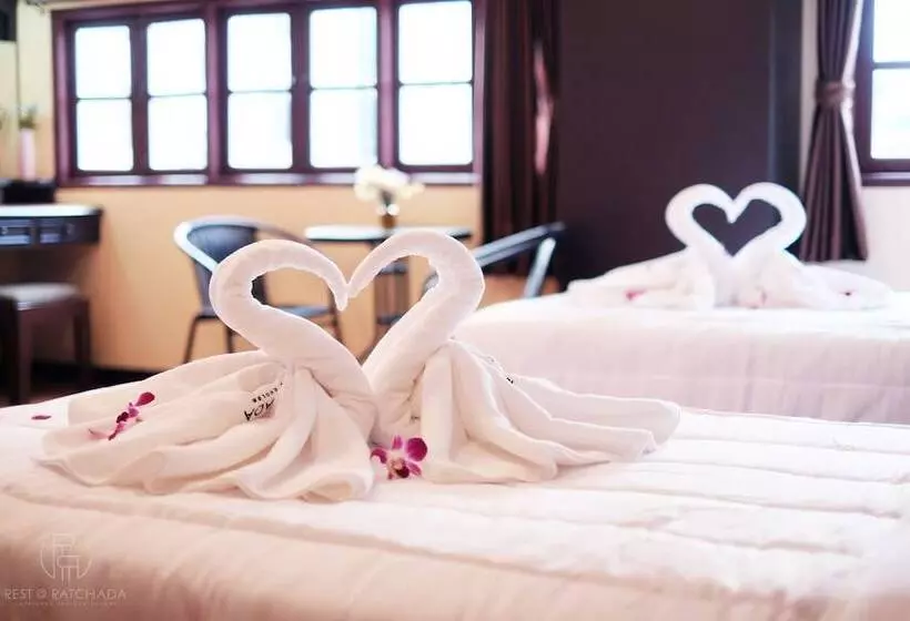 Hotel Rest At Ratchada