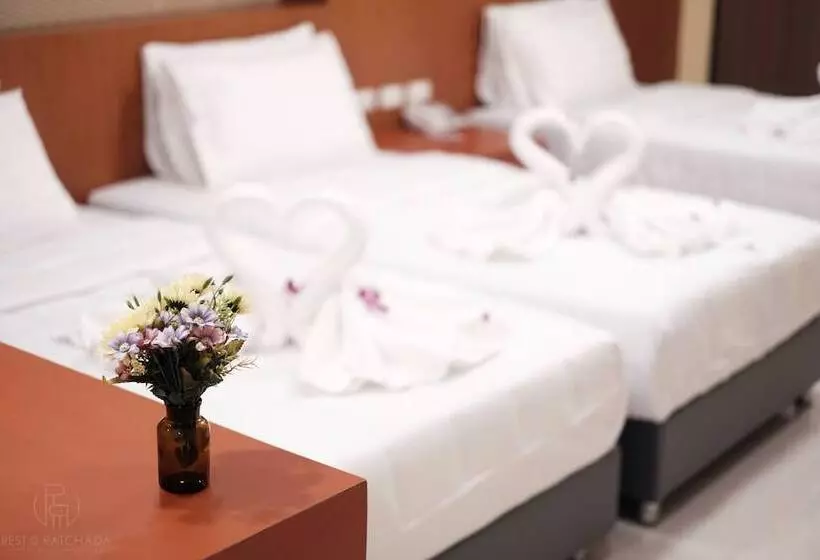 Hotel Rest At Ratchada
