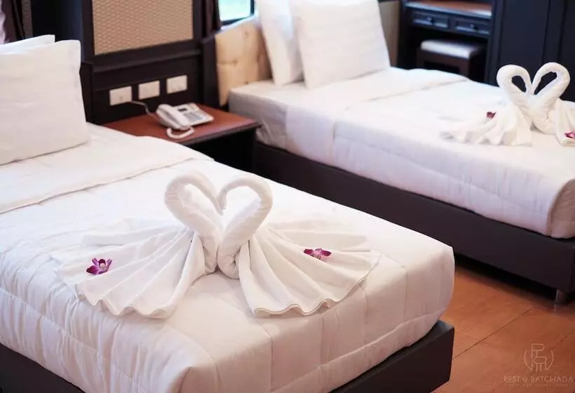 Hotel Rest At Ratchada