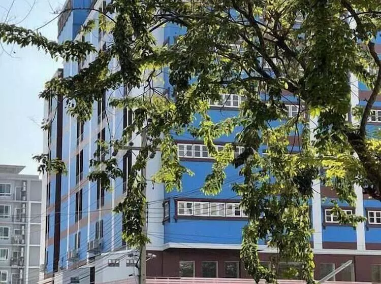 Hotel Rest At Ratchada