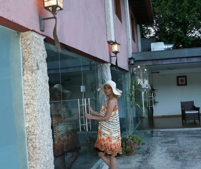 Отель Rural Alves  Casa Alves Torneiros