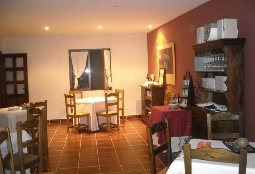 Сельский отель Rural El Linaje De Los Cinco Sombreros