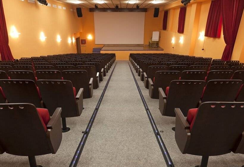 هتل Termal Abadia De Los Templarios