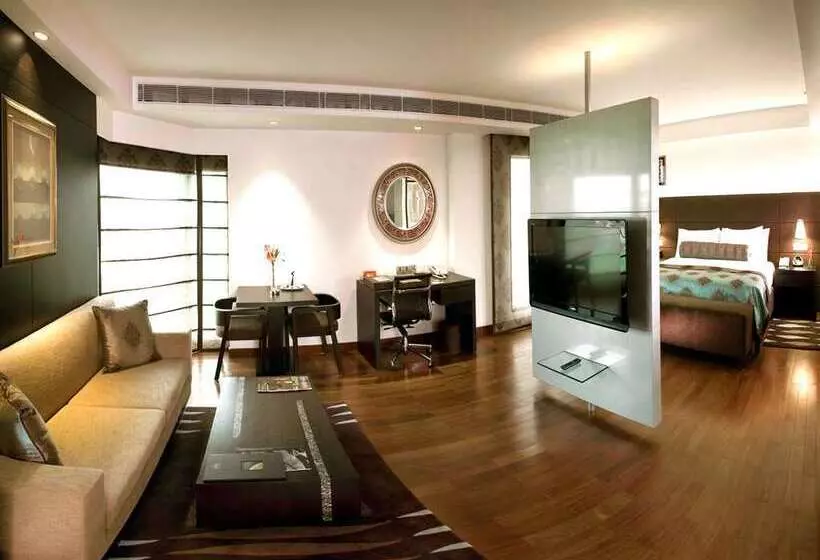 בית מלון כפרי The Lalit New Delhi