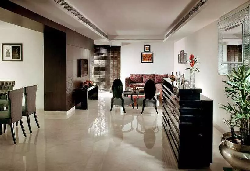 בית מלון כפרי The Lalit New Delhi