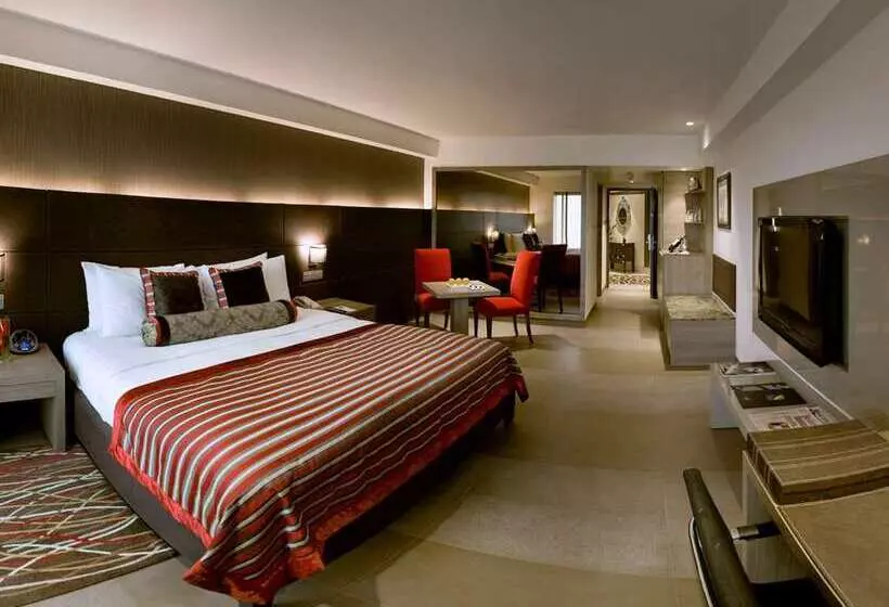 בית מלון כפרי The Lalit New Delhi