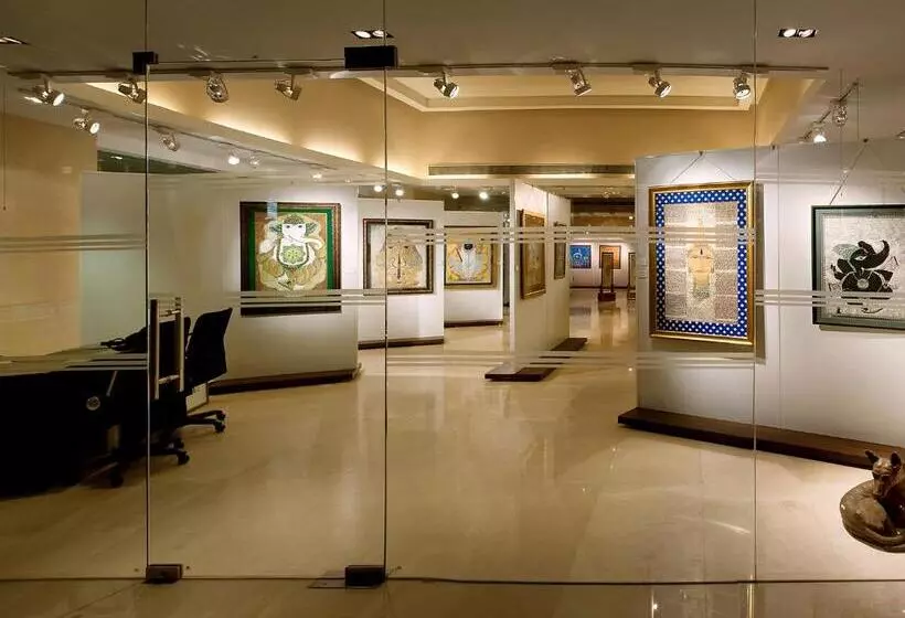 בית מלון כפרי The Lalit New Delhi