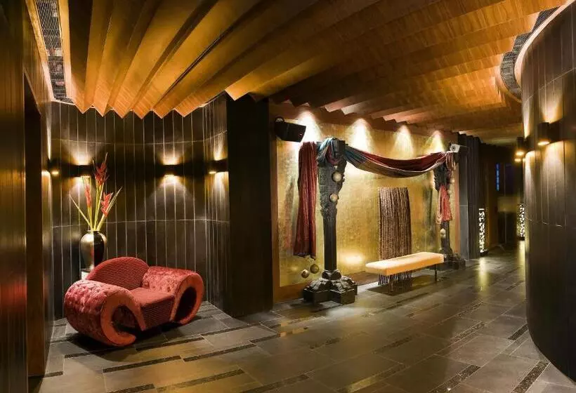 בית מלון כפרי The Lalit New Delhi