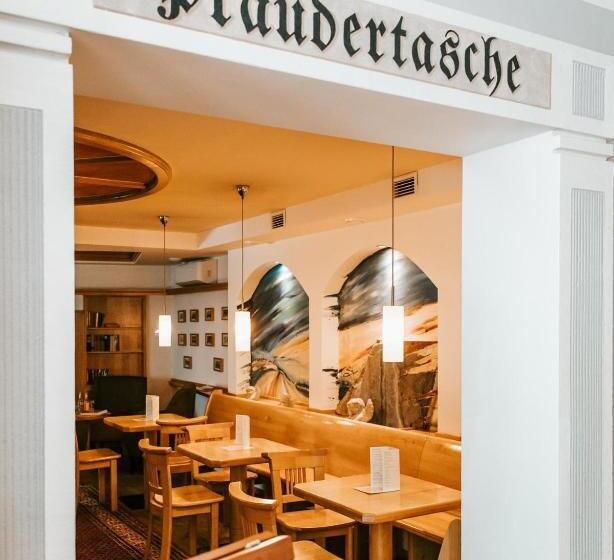 Thermenhotel Vier Jahreszeiten