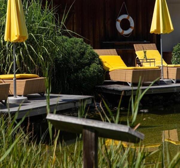 Thermenhotel Vier Jahreszeiten