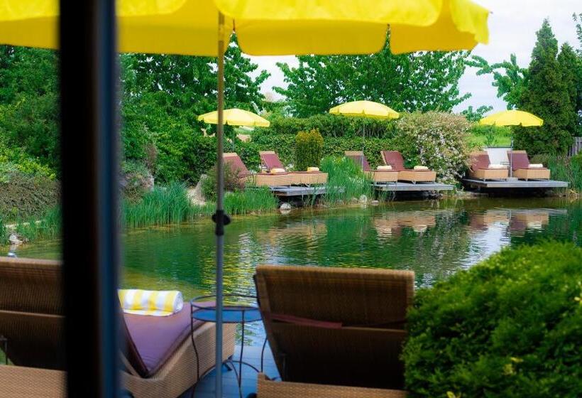 Thermenhotel Vier Jahreszeiten