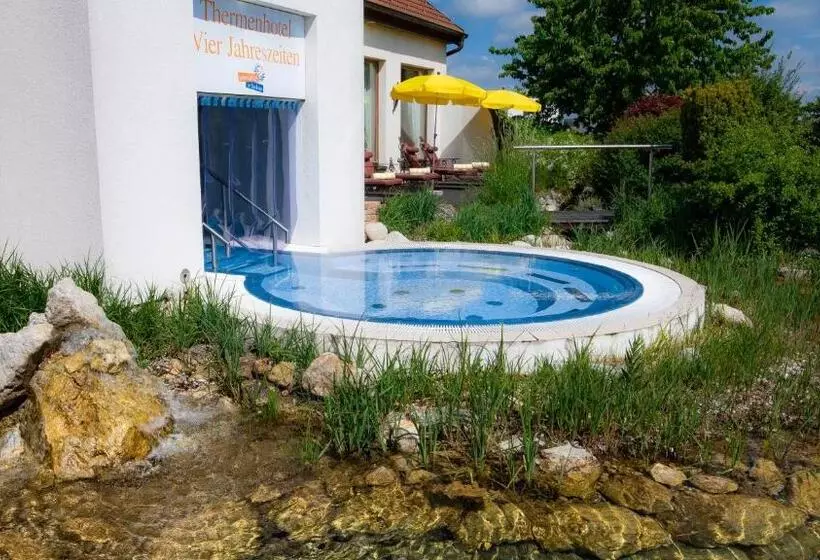 Thermenhotel Vier Jahreszeiten