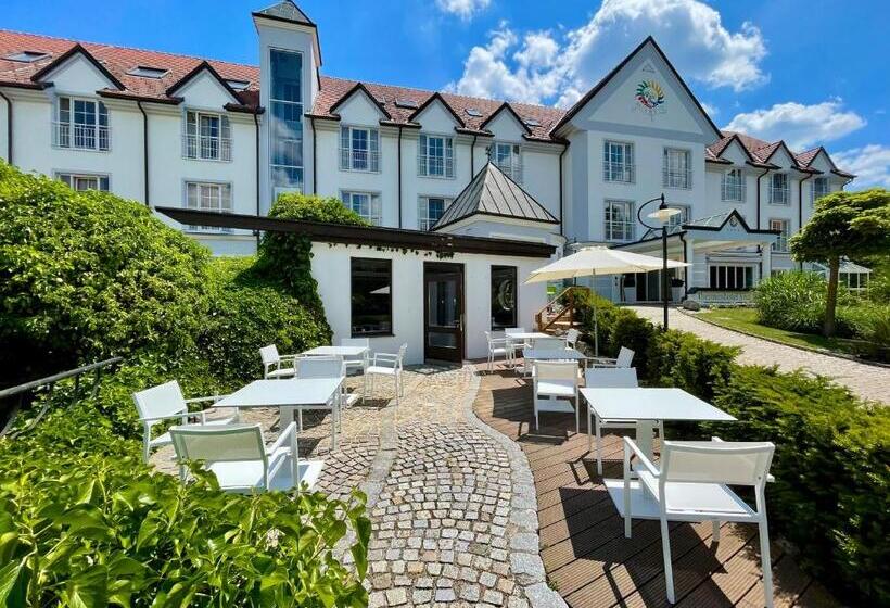 Thermenhotel Vier Jahreszeiten