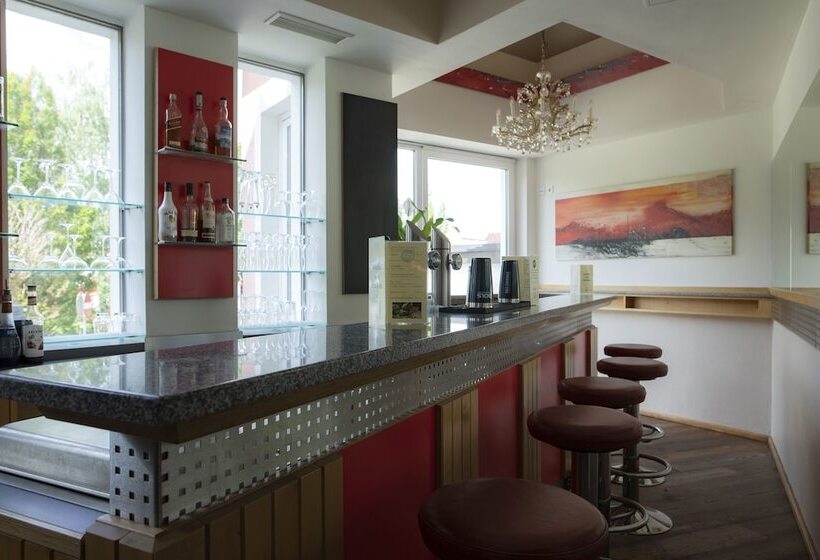 Thermenhotel Vier Jahreszeiten