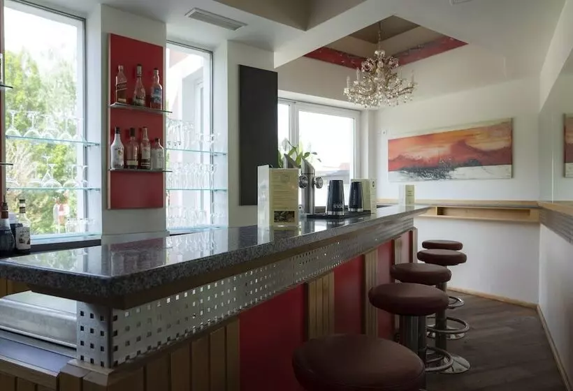 Thermenhotel Vier Jahreszeiten