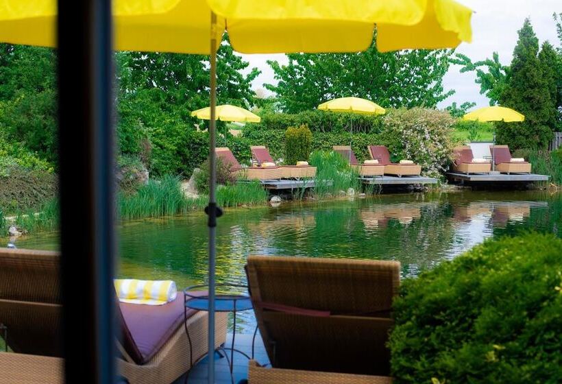 Thermenhotel Vier Jahreszeiten