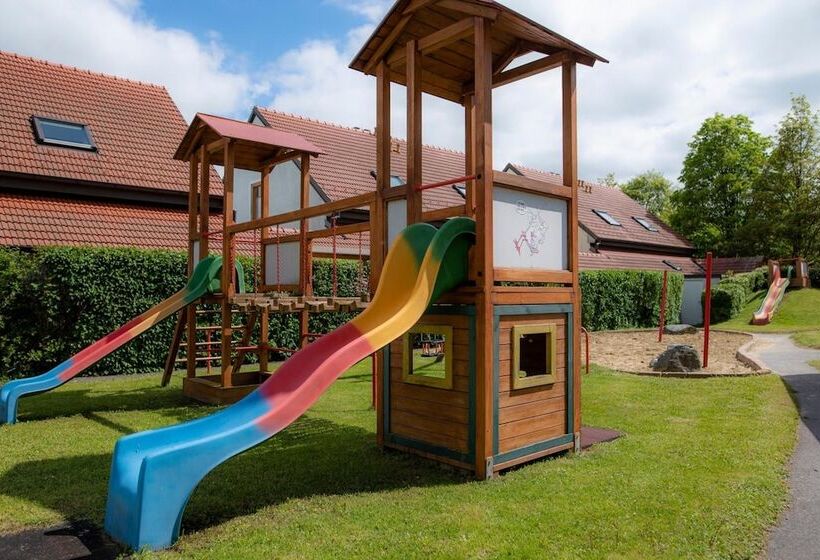 Thermenhotel Vier Jahreszeiten