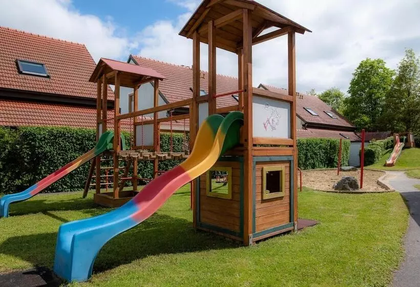 Thermenhotel Vier Jahreszeiten