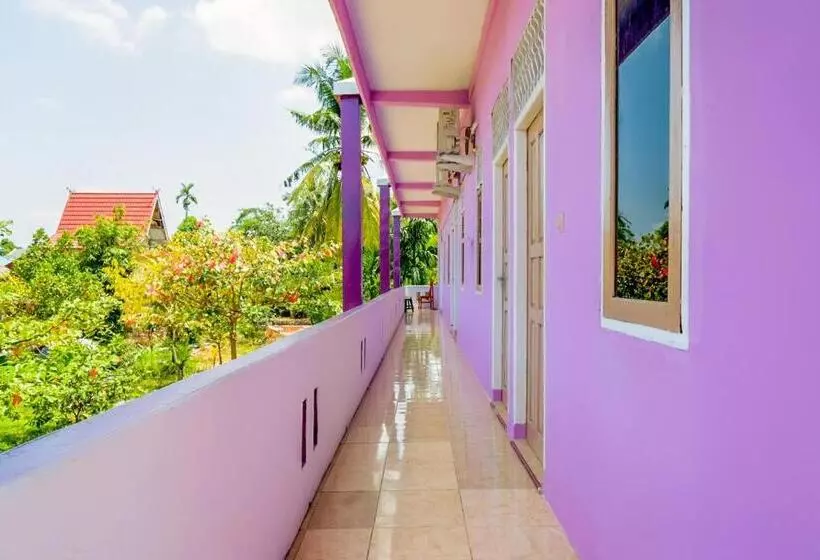 ホテル Nabeza House By Oyo Rooms