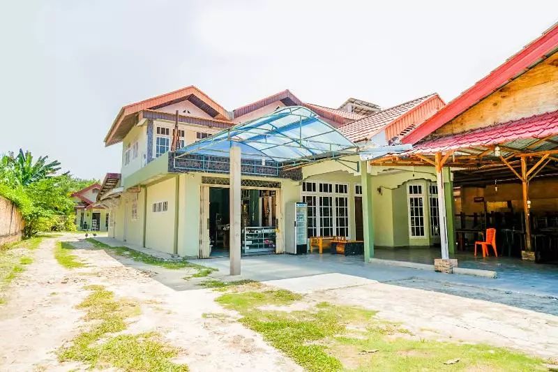 ホテル Nabeza House By Oyo Rooms