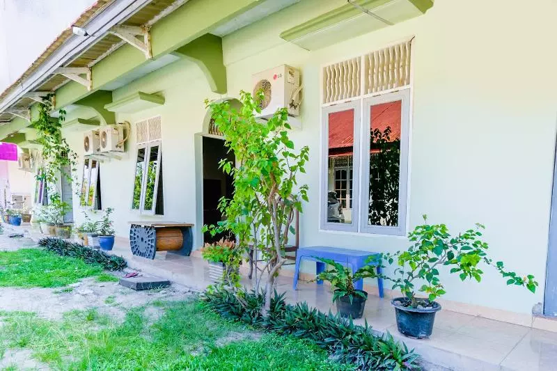 ホテル Nabeza House By Oyo Rooms
