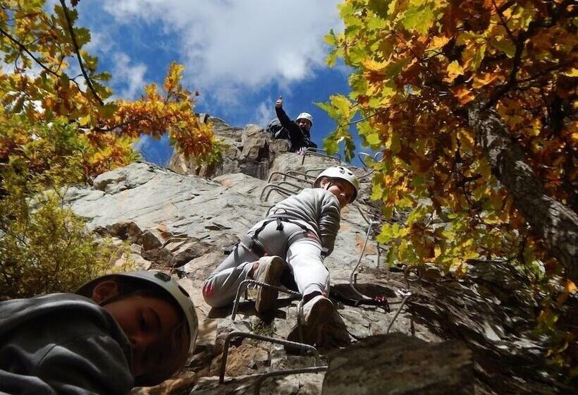 בית מלון כפרי Pyrenées Emotions, Eco Responsables, Nature, Sports Aventures