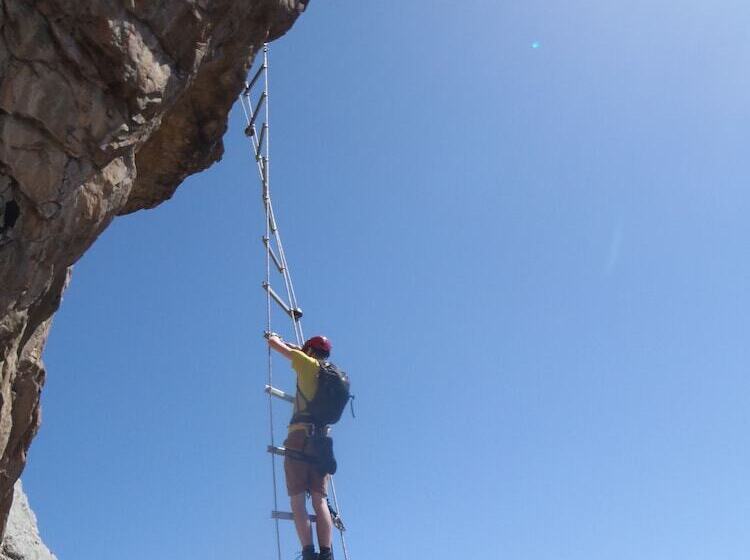 בית מלון כפרי Pyrenées Emotions, Eco Responsables, Nature, Sports Aventures