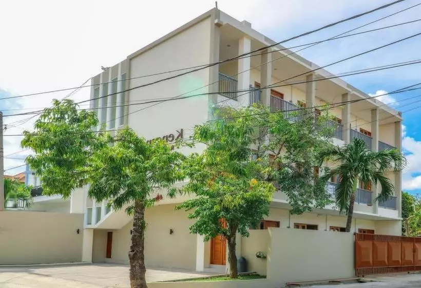 ホテル Reddoorz @ Taman Griya Jimbaran 2